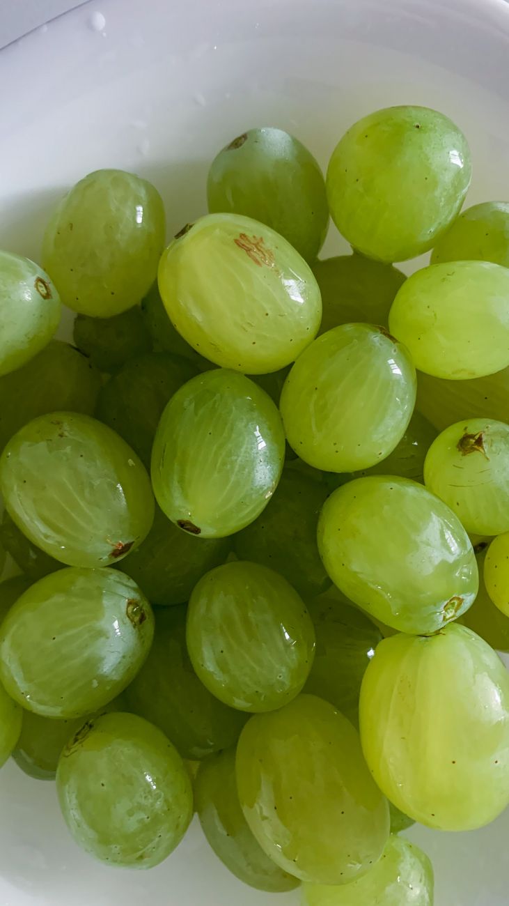 close up of green grapes